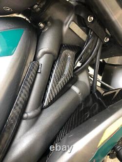 Caches Fils Triumph Street Triple 765 S Rs 2017 2018 2019 2020 2021 2022 Carbone