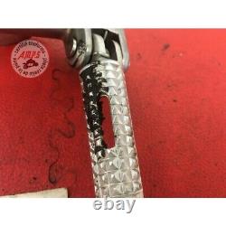 Platine repose pied gauche Triumph 675 Street Triple R 2007 à 2010