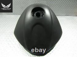 RESERVOIR A CARBURANT TRIUMPH STREET TRIPLE 675 2007 2012 copie-71195