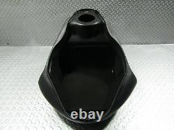 RESERVOIR A CARBURANT TRIUMPH STREET TRIPLE 675 2007 2012 copie-71195